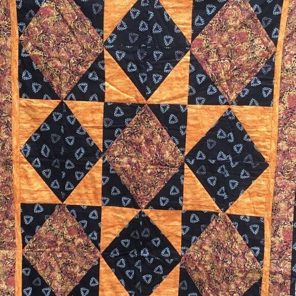 NWT HandCrafted Fall Color Quilt - Picture 16 of 16